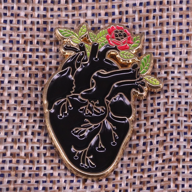 Čierne Srdce Anatómie kvet Klopě Pin Odznak Anatomické Gotický Darček Smalt pin