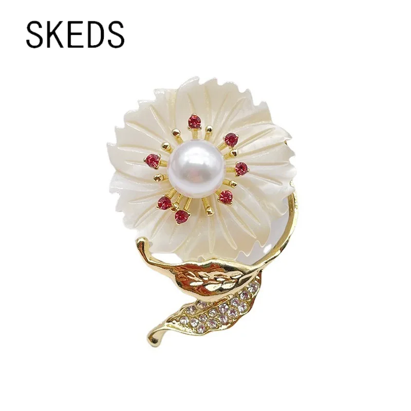 SKEDS Elegantné Smalt Shell Kvetinové Módne Pearl Brošňa Pin Pre Ženy Lady Vyhovovali Kabát Nádherné Corsage Odznaky Šperky, Brošne